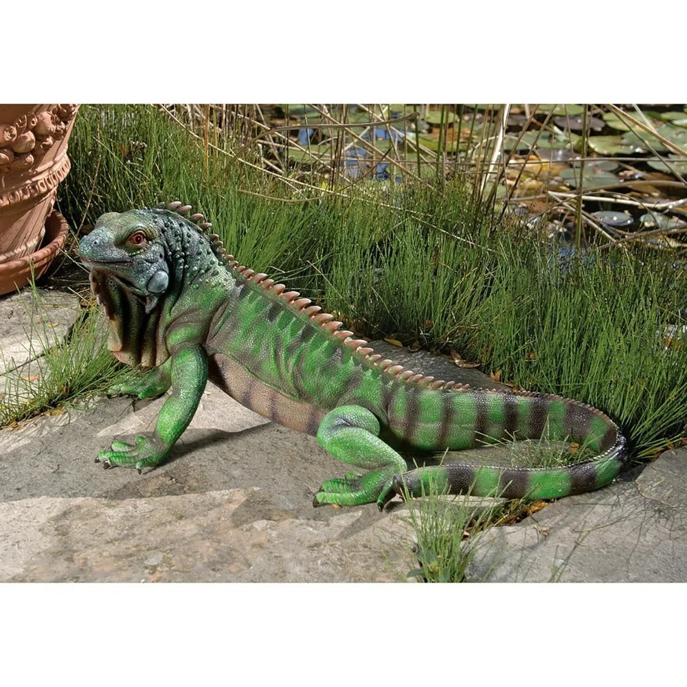 Lizard Garden Statue, Large Hand Cast Resin